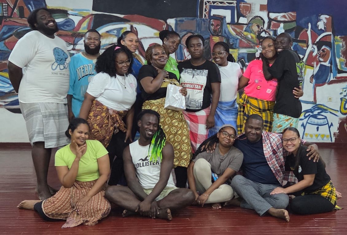 Groepsfoto met de trainer in de emotie "Verliefd"